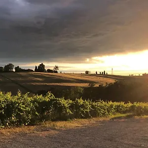 Alloggio per agriturismo La Cantina Dei Sapori, Confortino